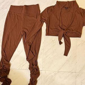 Shein: Ribbed Knit Knot Crop Top & Leggings